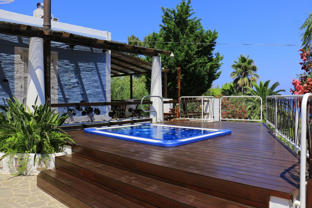 Cala Cavone Guest House ポンツァ エクステリア 写真