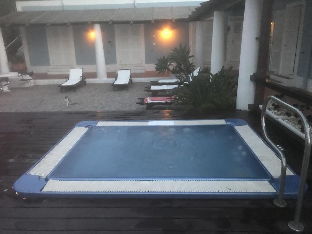Cala Cavone Guest House ポンツァ エクステリア 写真