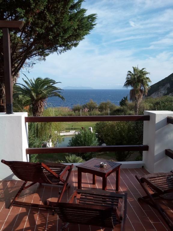 Cala Cavone Guest House ポンツァ エクステリア 写真